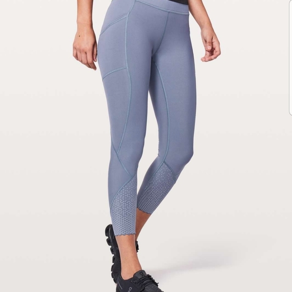 lululemon athletica Pants - Lululemon tight stuff tights II moody blues 25" Sz 4